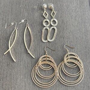 Bundle of 3 gold earrings